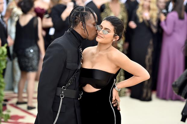 Travis Scott Dispels Relationship Issues With Kylie Jenner With One Emoji