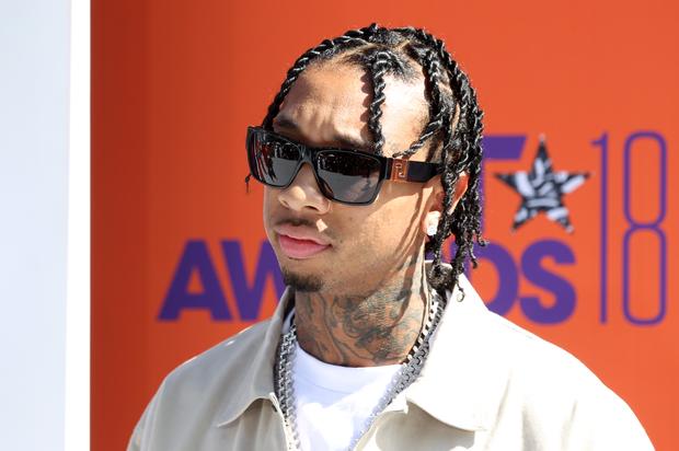 Tyga Honors Nipsey Hussle With A Mid-Concert Tribute