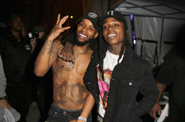 Tory Lanez Defends Jacquees After Ella Mai Throws Shade: “He Hate Performing ‘Trip'”