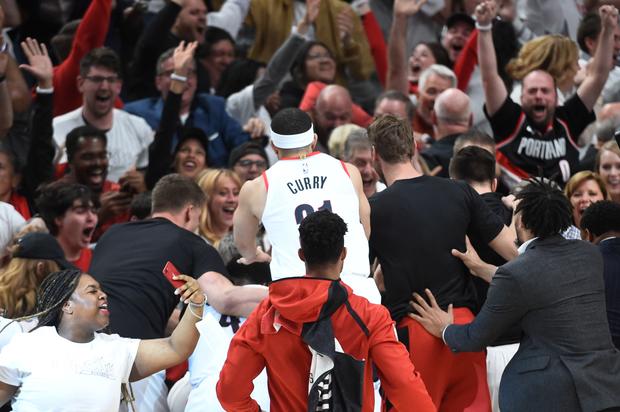 Damian Lillard’s Sister Storms Court After Game-Winner: “That’s My Brother”