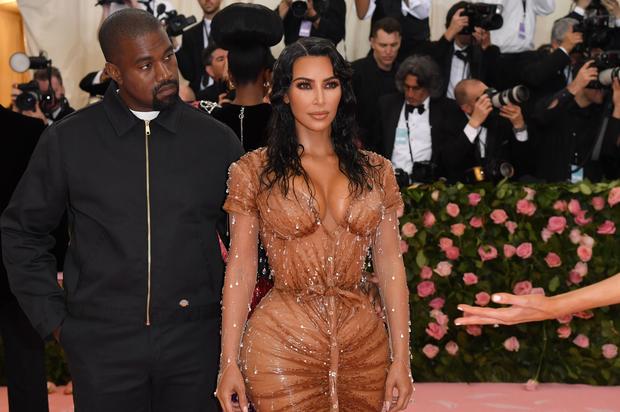 Kim Kardashian’s Coach Defends Her Met Gala Waist Trainer Look