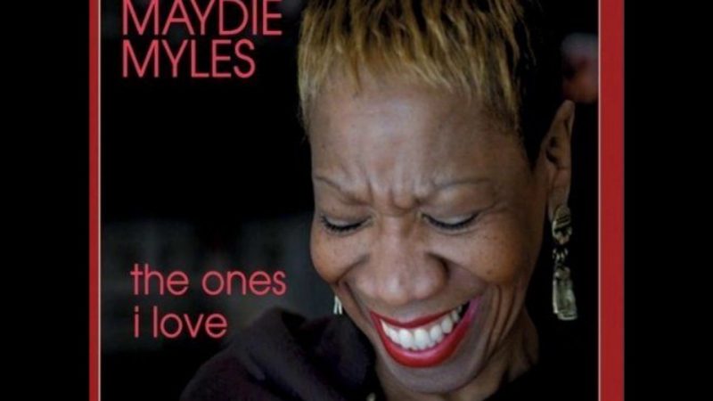 Samples: MAYDE MYLES   THE LOOK OF LOVE