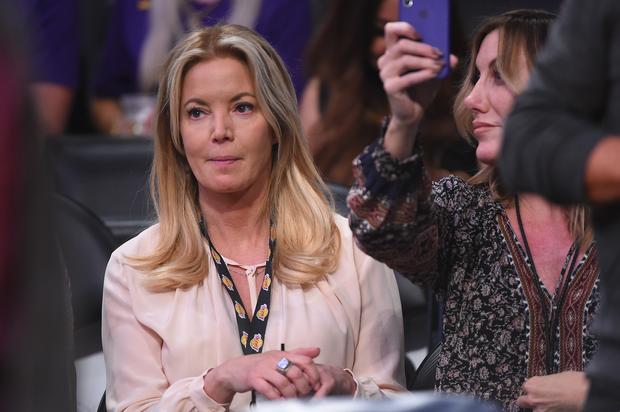 Lakers Minority Owners Are Reportedly Fed Up With Jeanie Buss