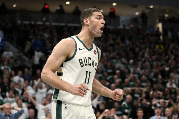 Brook Lopez’s Heroic 4th Quarter Gives Bucks Game One Win Against Raptors