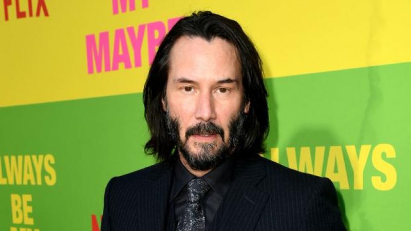 Keanu Reeves Admits He’s A “Lonely Guy,” Says He Doesn’t “Have Anyone” In His Life