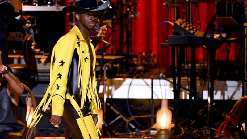Lil Nas X’s “7” EP Debuts At No. 2 On The Billboard 200