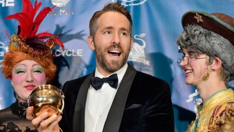 Ryan Reynolds Plugs His Own Brand Of Gin With Bottle Cap Challenge