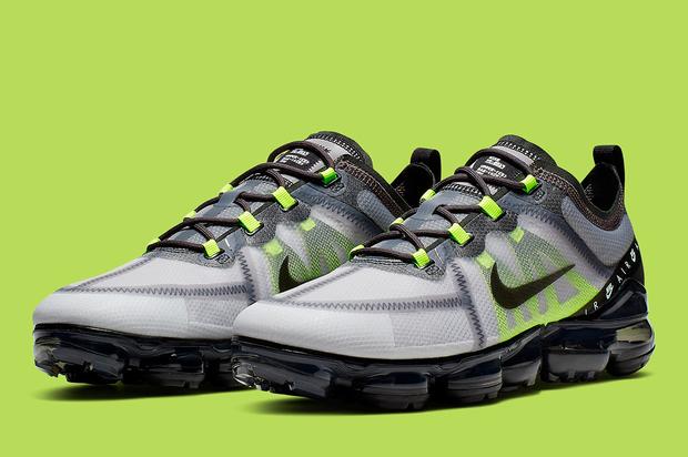 Nike Vapormax 2019 Channels The Air Max 95 With “Neon” Colorway