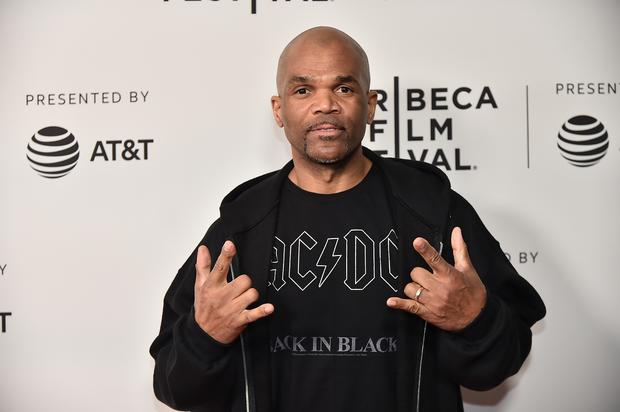 DMC On “Your Mom’s House”: Interview Details His Past As A Bullied Honor Roll Student