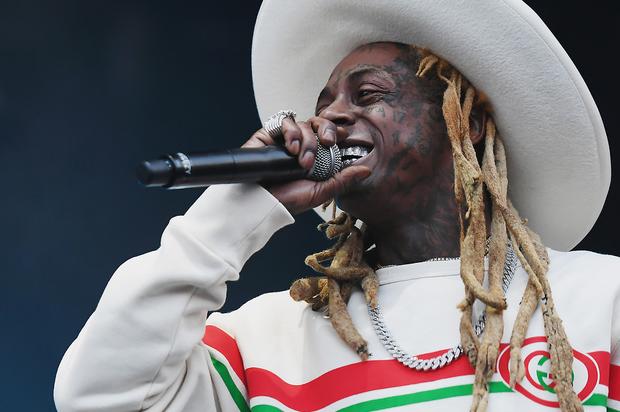 Lil Wayne Performs For 20 Mins & Walks Off Stage In Frustration: Report