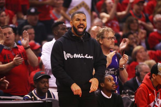 Drake’s Luxurious Mansion Features An OVO Basketball Court
