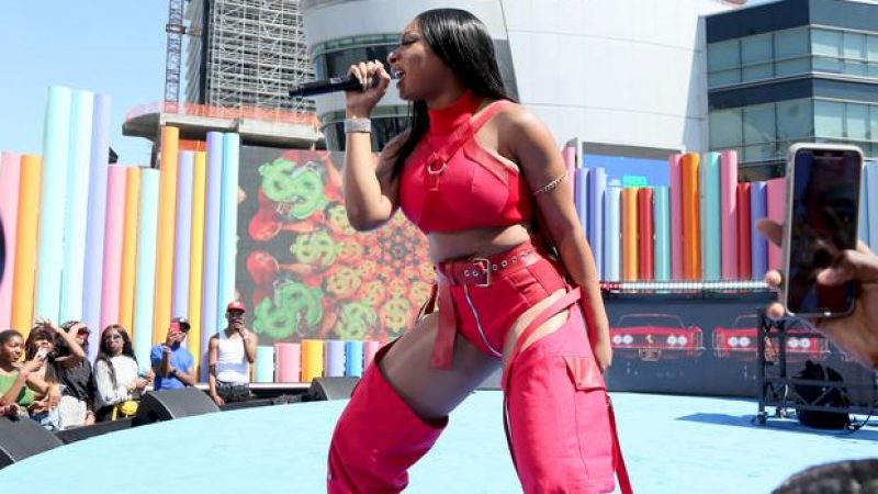 Megan Thee Stallion Admires Her Own Curves In Sexy Performance Video