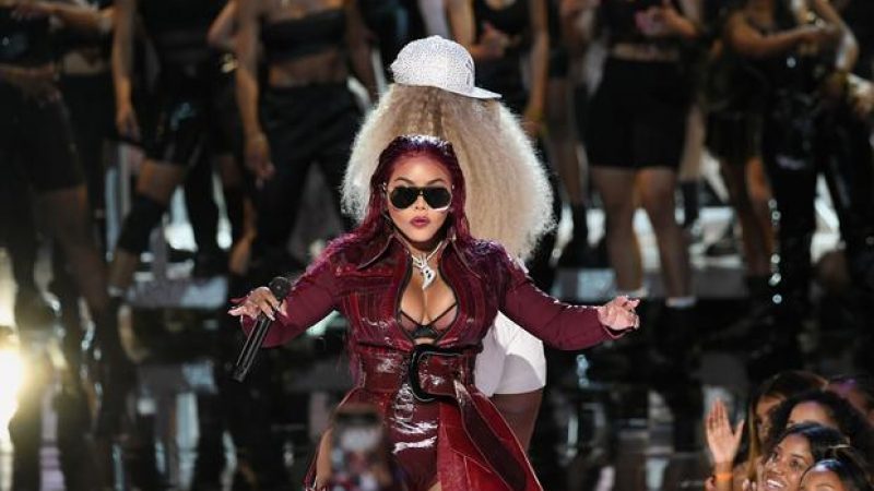 Lil Kim Can Now “Go Awff” Since She’s Reportedly No Longer Bankrupt