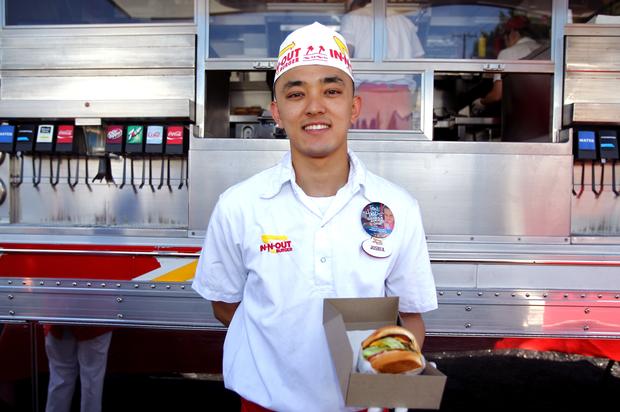 The Mysterious In-N-Out Burger In NYC Isn’t A Miracle After All