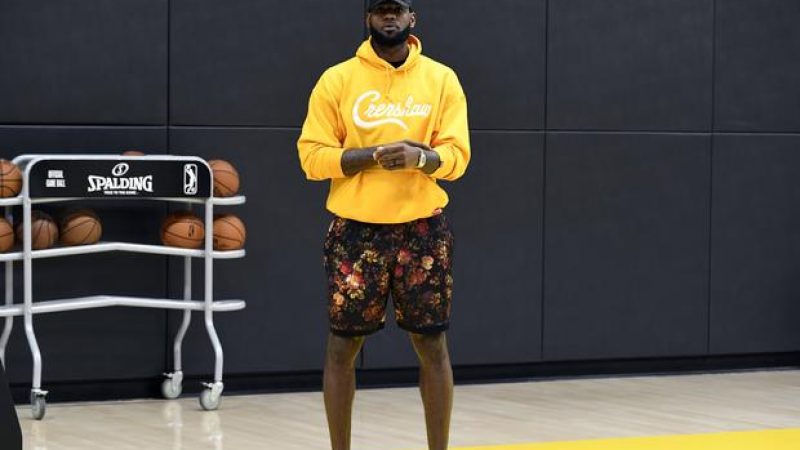 LeBron James Invades Bronny Jr.’s Pre-Game Warmup With Monster Dunk