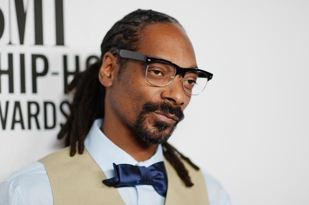 Snoop Dogg Quietly Lobbying Trump To Pardon Death Row Co-Founder