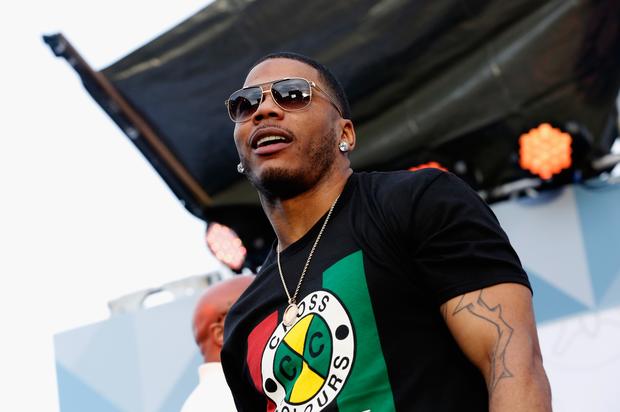 Nelly Approves Of “Buss It Challenge”: “Keep Doing It!”