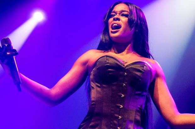 Azealia Banks Shows Off 6-Year-Old Girl’s Skull During Video Interview