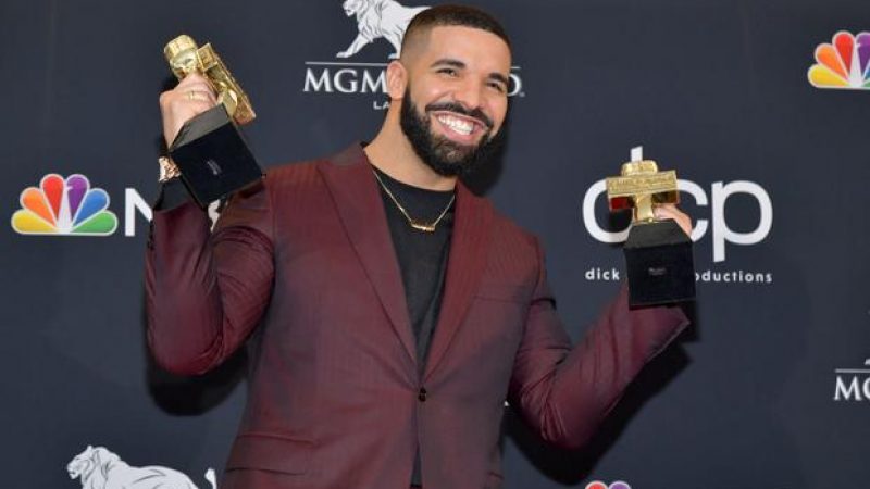 Drake Reportedly Hits 500 Million Spotify Streams In 2021 Alone