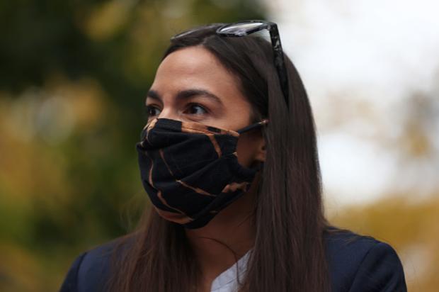 AOC Targeted In “Smollet” Trend After Capitol Hill Riot Story Is Questioned