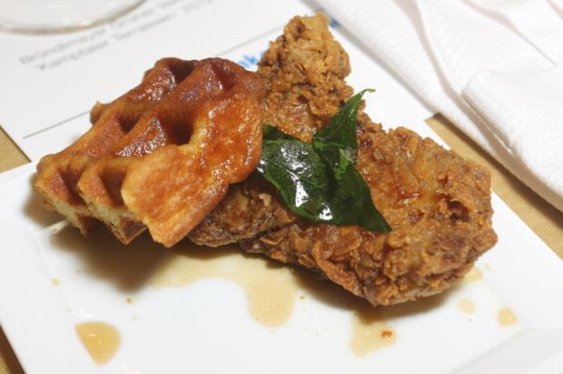 Roscoe’s Chicken & Waffles Robbed At Gunpoint By Anti-Masker For Food But No Cash