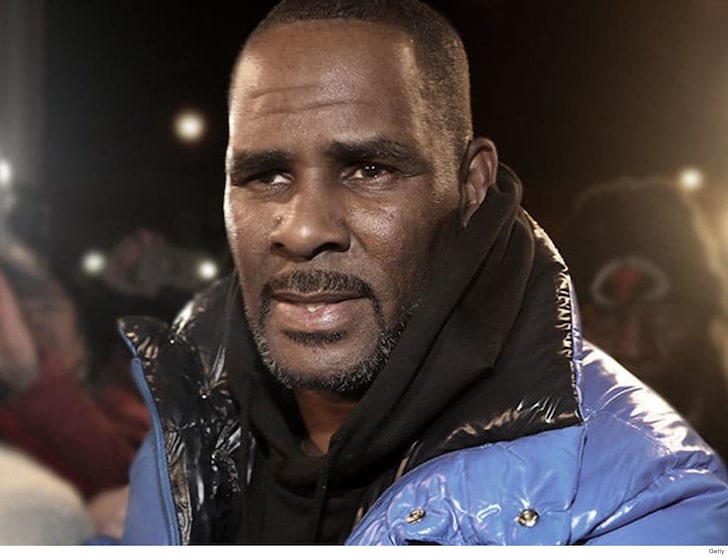 ICYMI: R. Kelly’s Lawyers Ask to Dismiss STD Charge From Forthcoming Trial