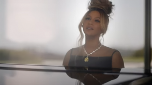 [WATCH] Beyoncé Sings “Moon River” in New Tiffany & Co. Clip