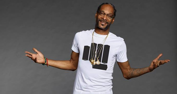 Snoop Dogg Jokes About Buying Twitter, Twitter Reacts