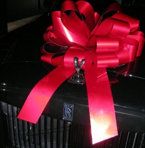 Lil Uzi Vert Cops New Rolls Royce Cullinan for JT’s 30th Birthday Gift